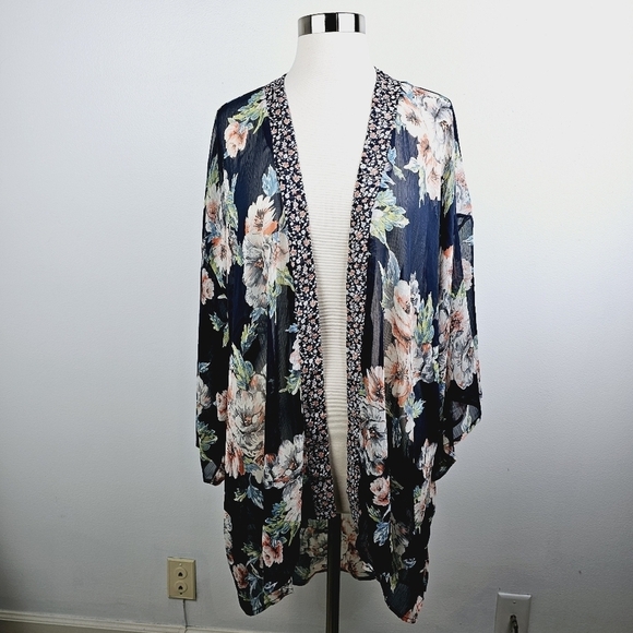 Band of Gypsies Tops - Band Of Gypsies Navy Blue Floral Sheer Kimono XS/S